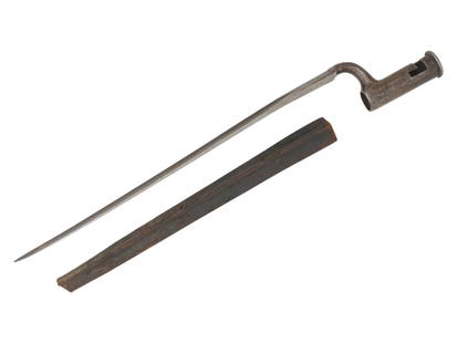 US REVOLUTIONARY WAR SOCKET BAYONET WITH SCABBARD: A cast iron socket bayonet of the US Revolutionary War era, second half of the 18th century. Traces of an embossed hallmark. The piece comes in scabbard. Collectible Arms And Cold Weapons, Americana,