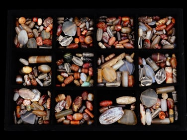 ANCIENT COLLECTION OF HARD STONE BEADS