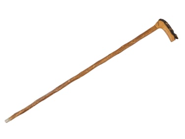 ANTIQUE WALKING CANE W CROCODILE CARVED WOODEN HANDLE