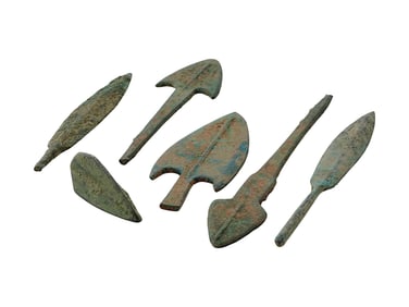 LOT 400 BC ANCIENT GREEK BRONZE SOCKETED ARROW HEADS