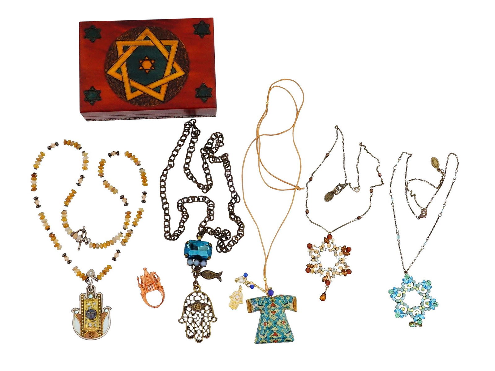 COLLECTION OF JUDAICA COSTUME JEWELRY F ISRAEL IOB: A collection of Jewish costume jewelry from Israel. Circa the late 20th century. The lot includes 5 pendant necklaces and a Jewish wedding ring. Each item is highlighting intricate designs and vibrant