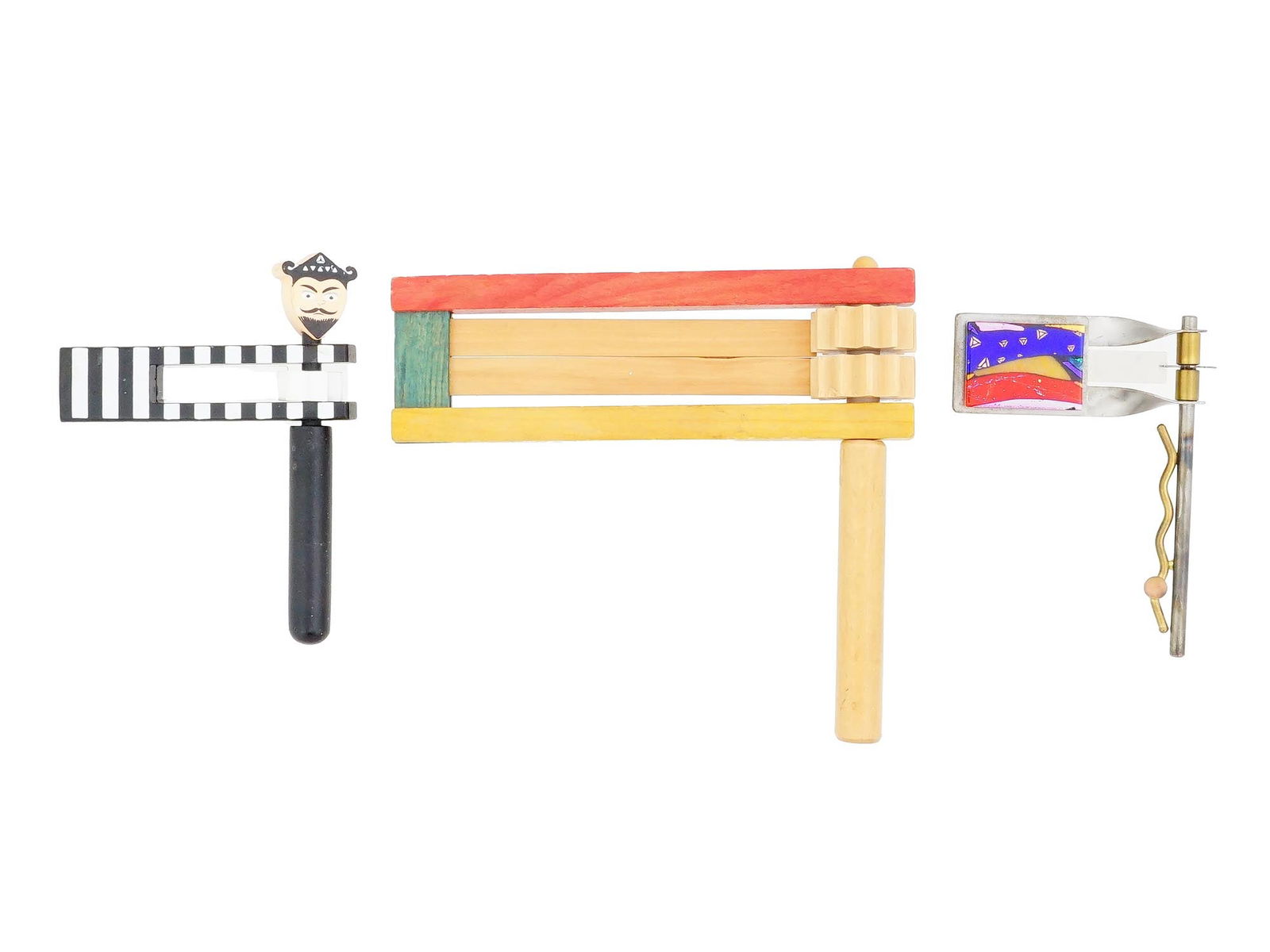 VINTAGE JUDAICA CHILDRENS NOISEMAKERS VARIOUS DESIGNS (1 of 6)