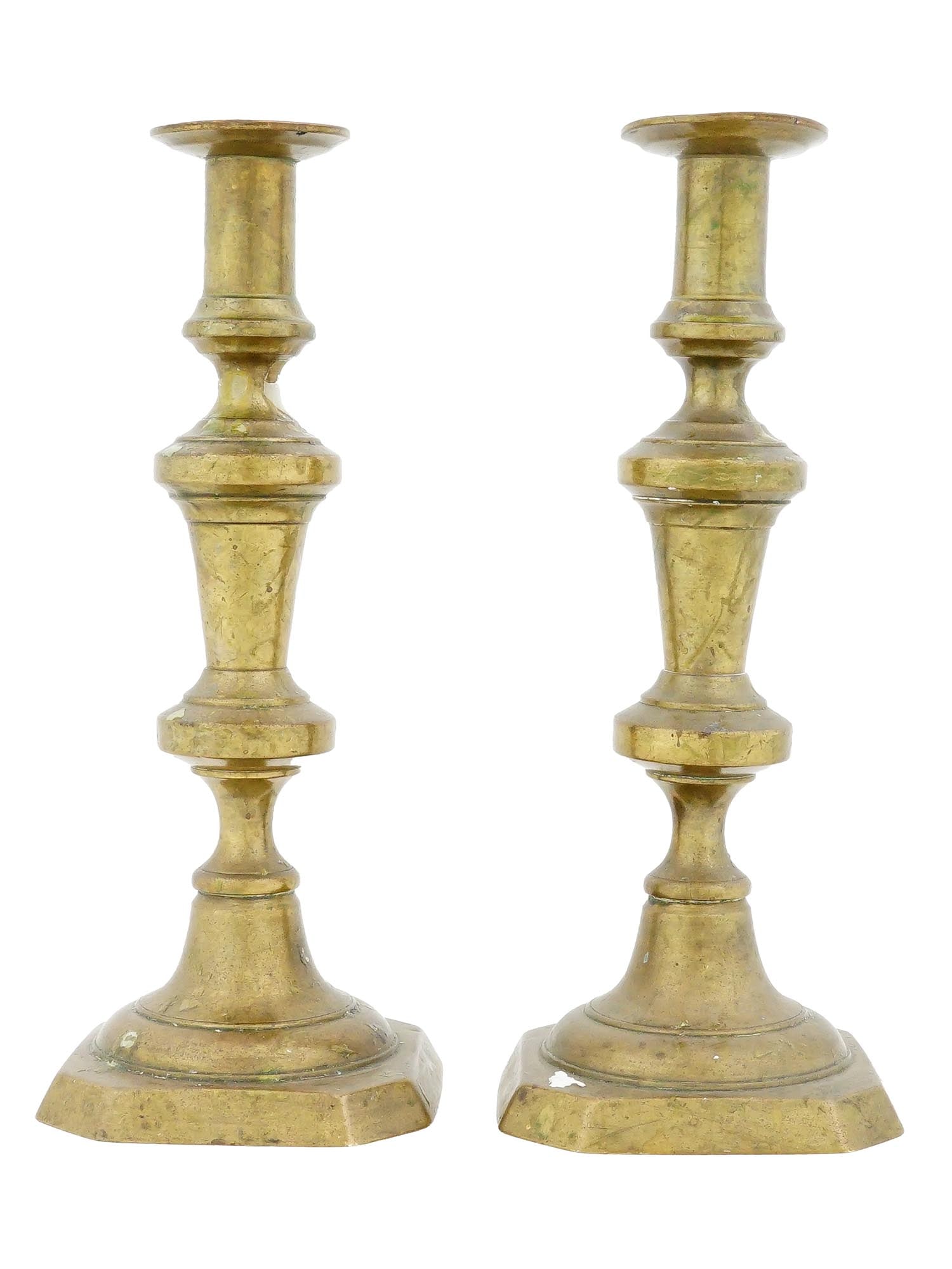 VINTAGE JUDAICA SHABBAT CANDLESTICKS ON SQUARE BASES (1 of 4)