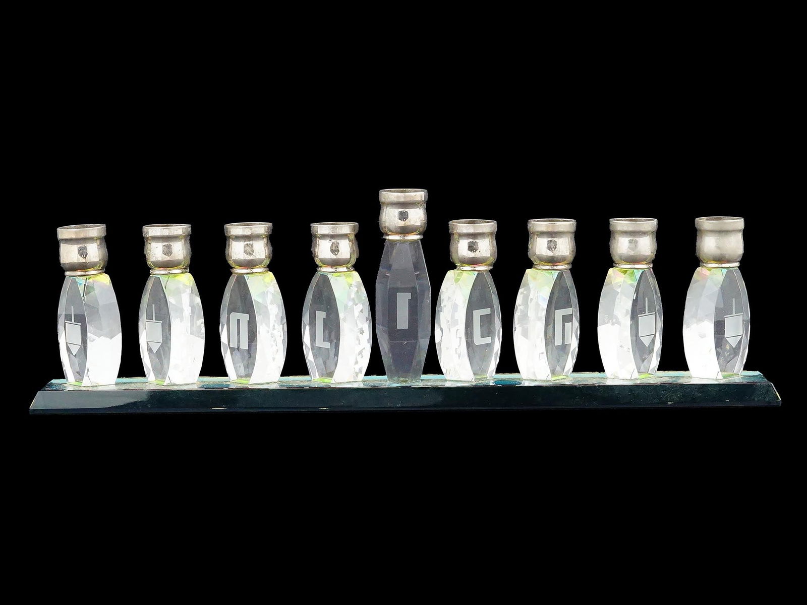 JUDAICA ISRAELI CRYSTAL GLASS HANUKKAH MENORAH LAMP (1 of 6)