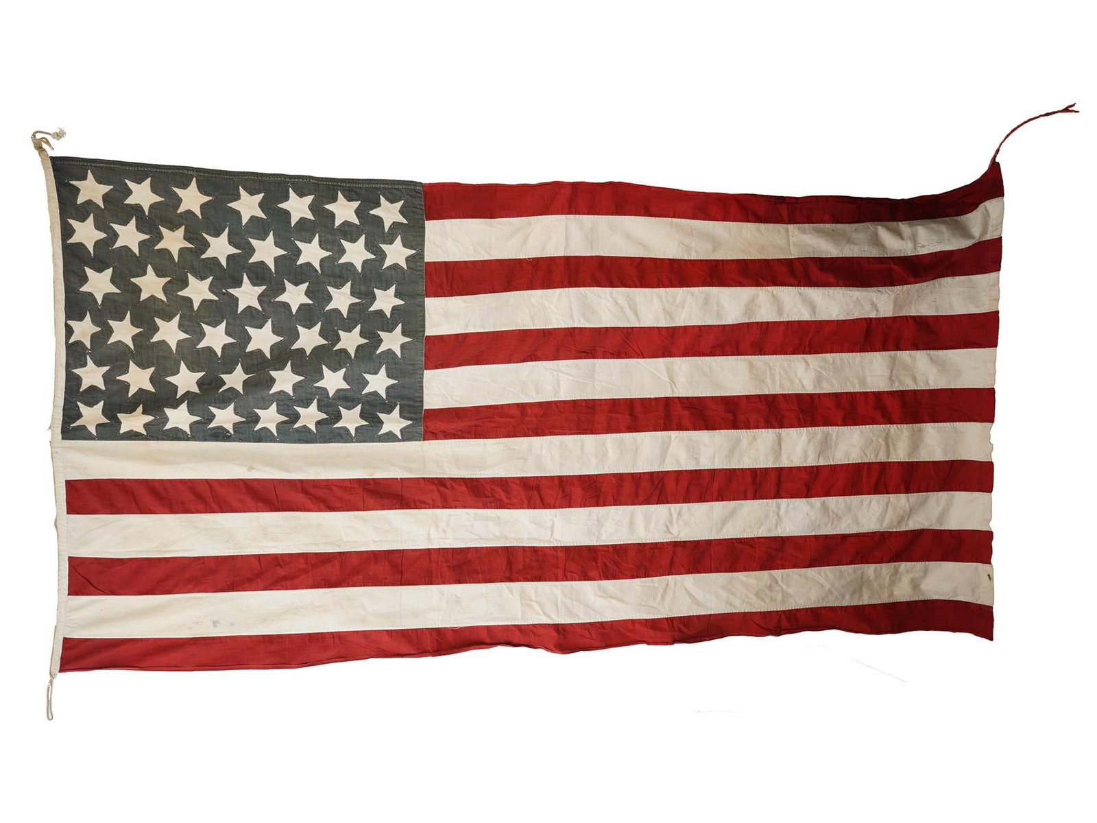 AMERICAN FLAG WITH 45TH STARS: An original American flag with 45th stars. In use 4 July 1896 to 3 July 1908. Created by jacobolus using Adobe Illustrator, and released into the public domain. This flag was used during the Spanish A