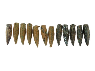 COLLECTION OF 12 ANCIENT ROMAN BRONZE ARROWHEADS