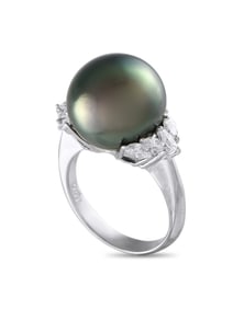 EXCLUSIVE PLATINUM 0.61CT DIAMOND AND PEARL RING
