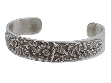 FLORAL DESIGN STERLING SILVER BANGLE BRACELET MARKED