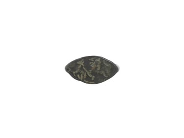 ANCIENT MEDITERRANEAN ENGRAVED BRONZE SIGNET RING