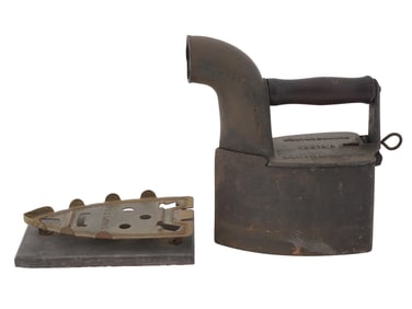 ANTIQUE AMERICAN CAST IRON COAL IRON WITH STAND