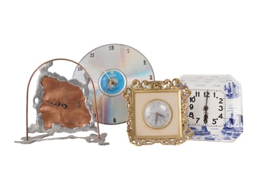 VINTAGE ORIGINAL DEISGN DESK CLOCK COLLECTION