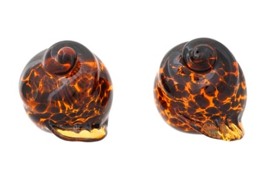 PAIR OF UNIQUE HAND BLOWN ITALIAN MURANO GLASS SEASHELL