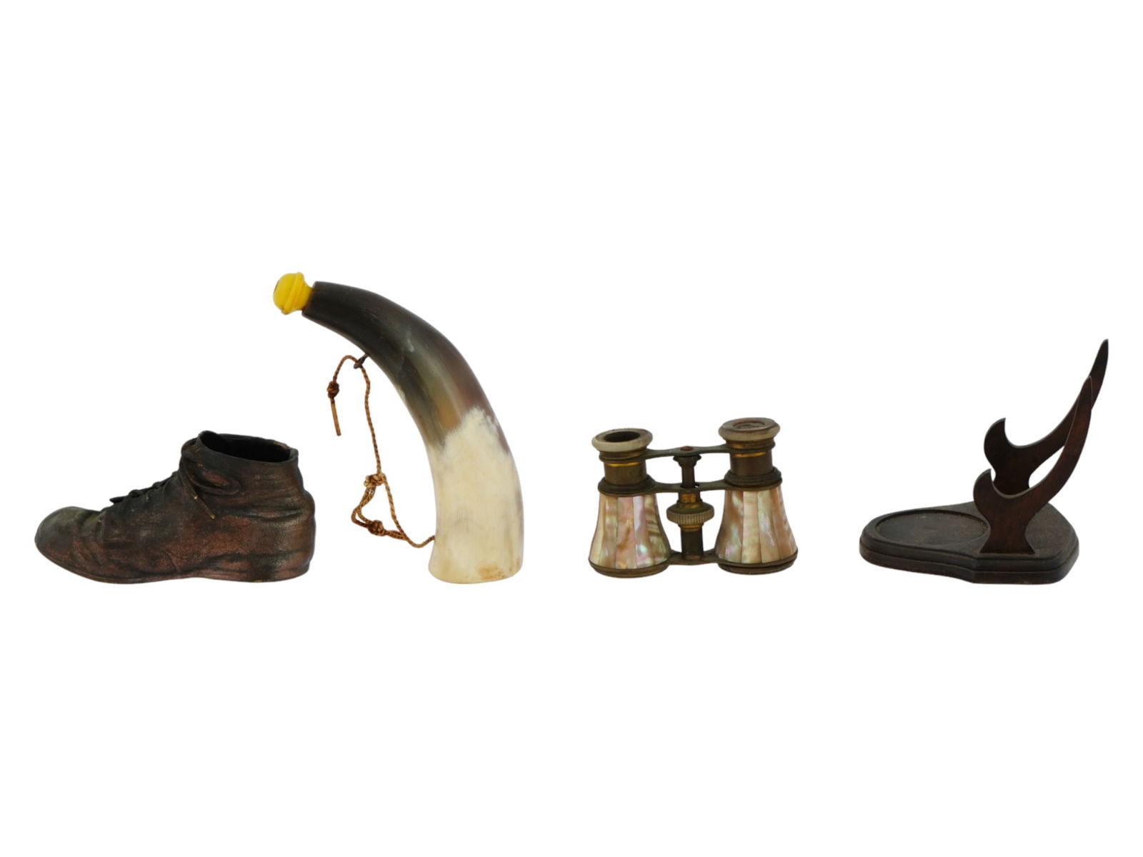 LOT OF FOUR ANTIQUE AND VINTAGE ITEMS 20TH C (1 of 11)