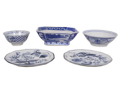 MEISSEN CHINESE BLUE AND WHITE PORCELAIN TABLEWARE: A lot of antique hand-painted blue and white porcelain tableware. A total of 5 items. A pair of Meissen Blue Onion serving plates adorned with a foliage pattern to the center, raised handle detail, an