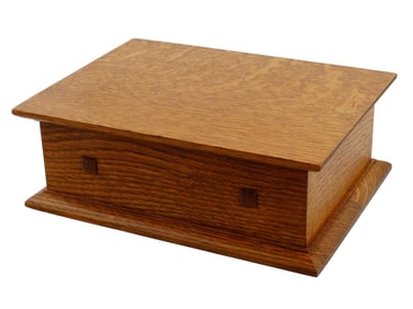 VINTAGE AMERICAN CARVED OAK WOOD BOX BY STICKLEY