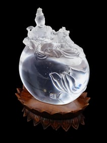 CHINESE MOLDED CRYSTAL GLASS DECOR WARE BUDDHA FIGURE
