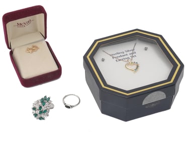 STERLING SILVER RINGS AND 14K GOLD HORSE EARRINGS