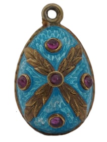 RUSSIAN GUILLOCHE ENAMEL AND RUBIES EGG PENDANT