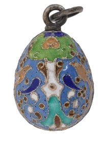 RUSSIAN 84 SILVER AND ENAMEL EASTER EGG PENDANT