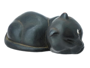 VINTAGE WOOD CARVED FIGURINE OF SLEEPING CAT