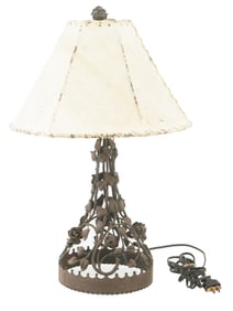 ART NOUVEAU MANNER FLORAL DESIGN BRASS DESK LAMP