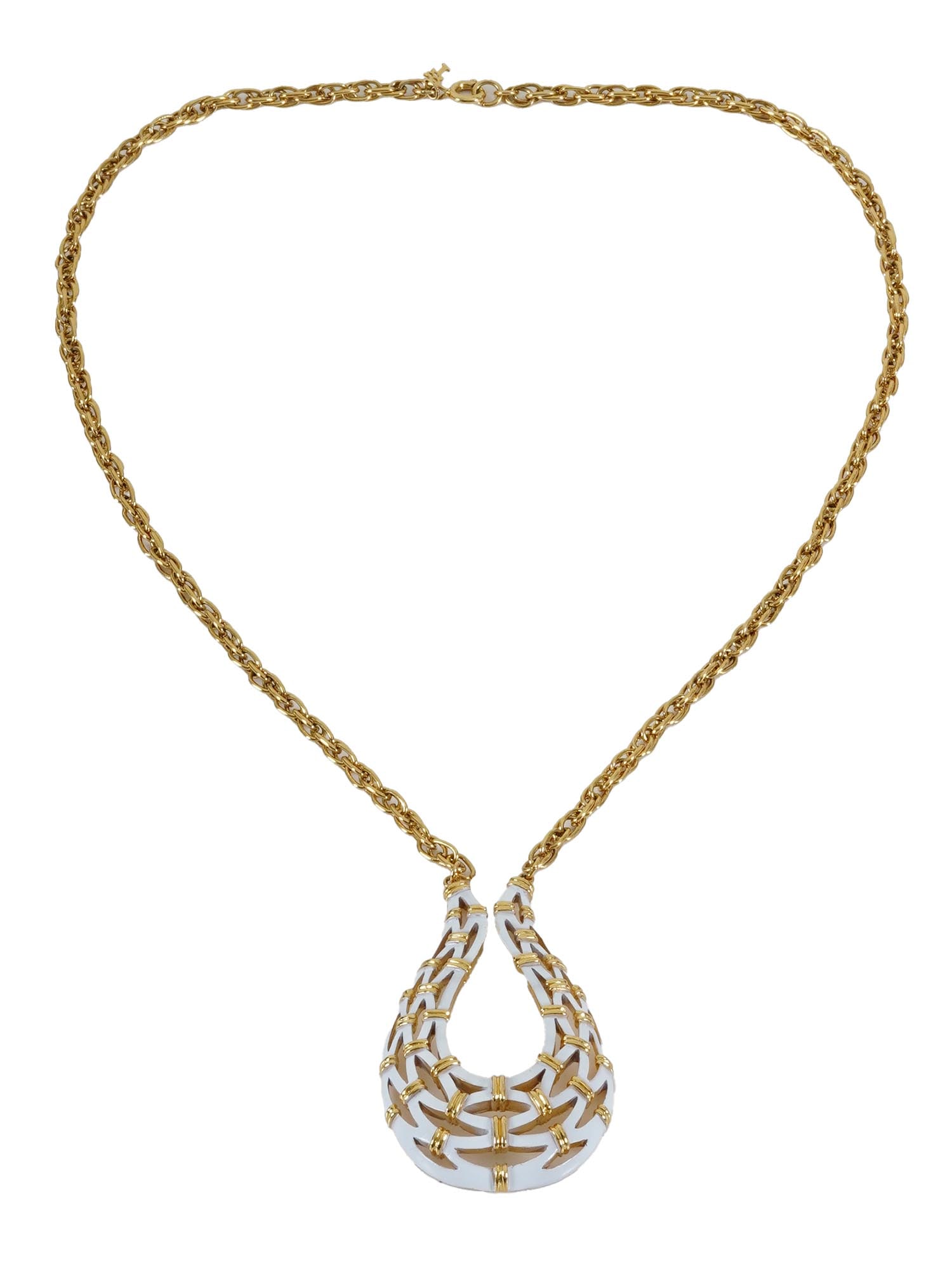 VINTAGE 1960S CUSTOM JEWELRY CROWN TRIFARI NECKLACE: A stunning vintage 1960s Crown Trifari necklace. Has a gold tone rope chain with a gold and white basket weave design teardrop pendant. Marked on the backside, Trifari. Vintage Statement Jewelry, Gift