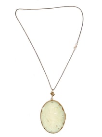 VINTAGE STERLING SILVER CARVED JADE LOCKET NECKLACE