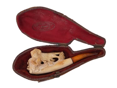VINTAGE CHEROOT HOLDER MADE FROM MEERSCHAUM FOR WOMEN
