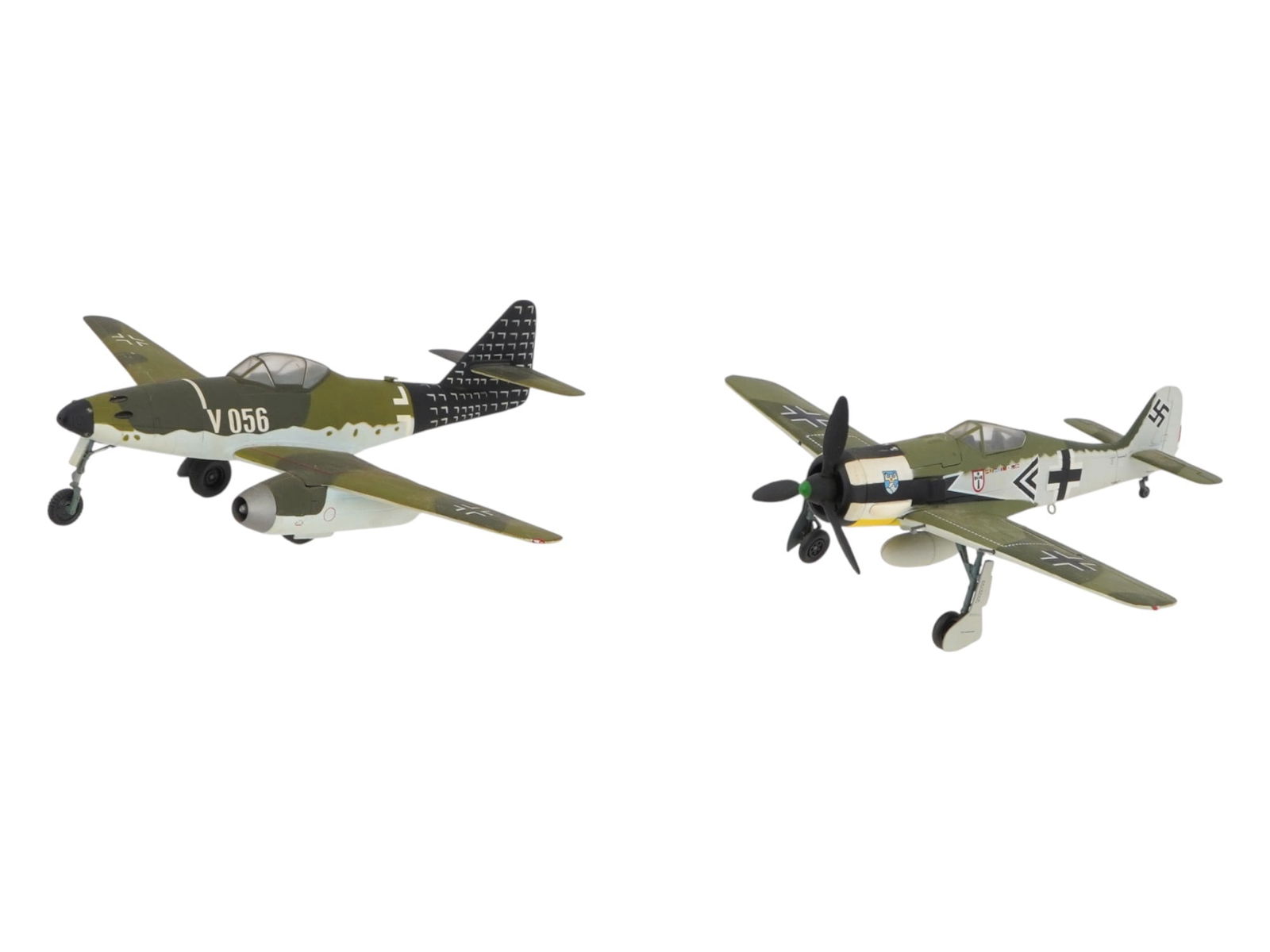 MESSERSCHMITT ME 262 AND FOCKE WULF FW 190 MODELS (1 of 8)