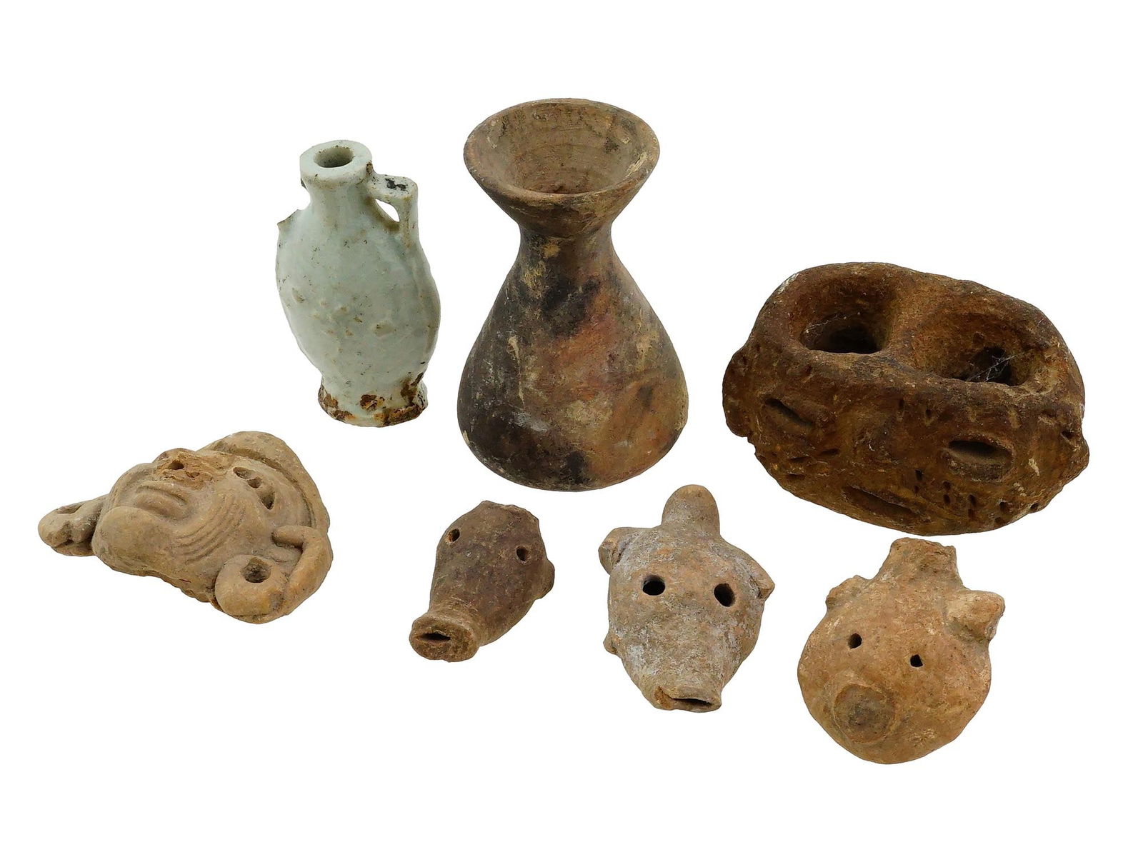 GROUP OF SEVEN PRE COLUMBIAN CLAY ARTIFACTS (1 of 11)