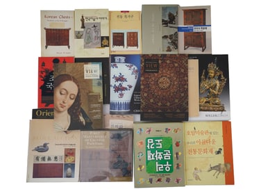 COLLECTION OF BOOKS ABOUT ASIAN AND ORIENTAL ARTS