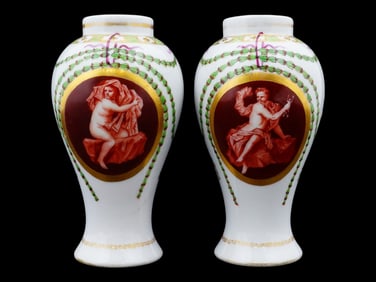 ANTIQUE EUROPEAN NEOCLASSICAL PORCELAIN PAINTED VASES