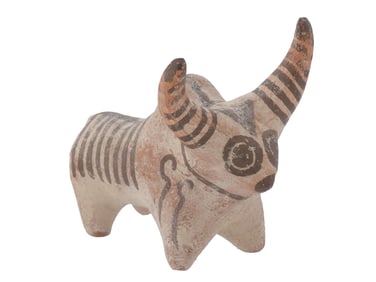 ANCIENT MESOPOTAMIAN TERRACOTTA COW FIGURINE