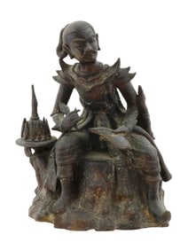 CHINESE SEATED WARRIOR PATINATED BRONZE FIGURINE