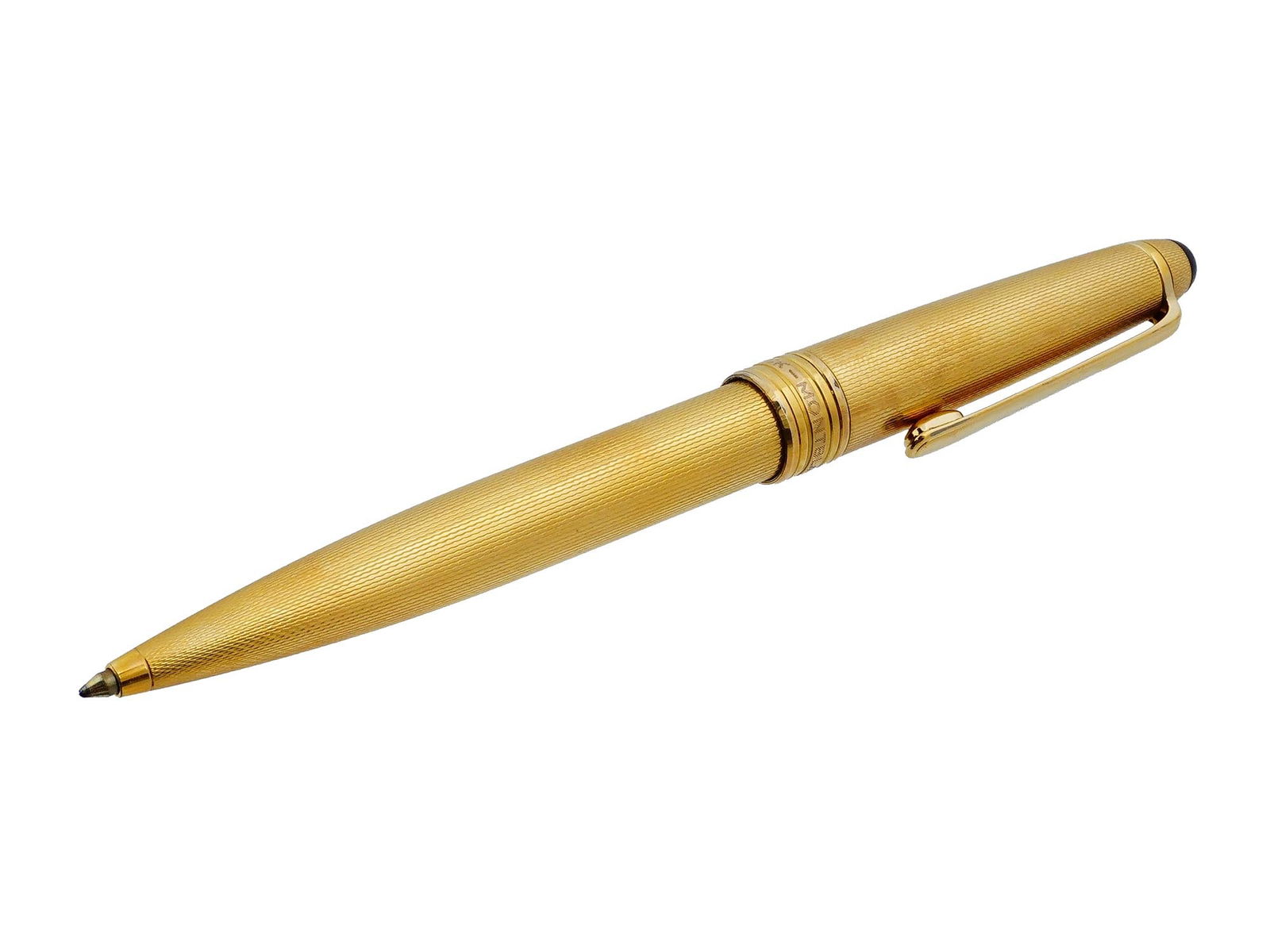 MONTBLANC MEISTERSTUCK SOLITAIRE GOLD PLATED BARLEY PEN: A vintage ballpoint pen by Montblanc. Montblanc Meisterstuck Solitaire gold plated Barley. Gold-plated finish and trim with a barleycorn or Grain d Orge pattern all over. The cap is surmounted by the