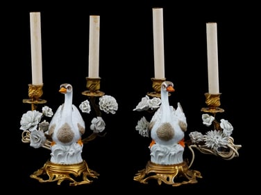 PAIR OF GILT BRONZE AND PORCELAIN SWAN TABLE LAMPS