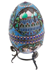 RUSSIAN GILT SILVER AND ENAMEL EASTER EGG BOX