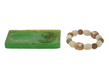 VINTAGE CHINESE JADE INKSTONE AND BEADED BRACELET