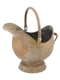 VINTAGE HELMET SHAPED COPPER FIREPLACE ASH BUCKET