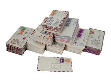 COLLECTION OF VINTAGE AMERICAN ENVELOPES WITH STAMPS