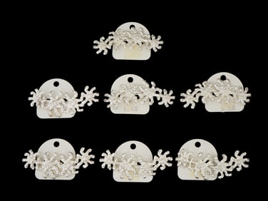 GROUP OF SEVEN VINTAGE COSTUME JEWELRY BROOCHES