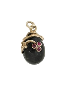 RUSSIAN SILVER CARVED BLACK JADE EASTER EGG PENDANT