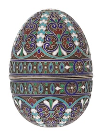 LARGE RUSSIAN GILT SILVER ENAMEL EASTER EGG BOX