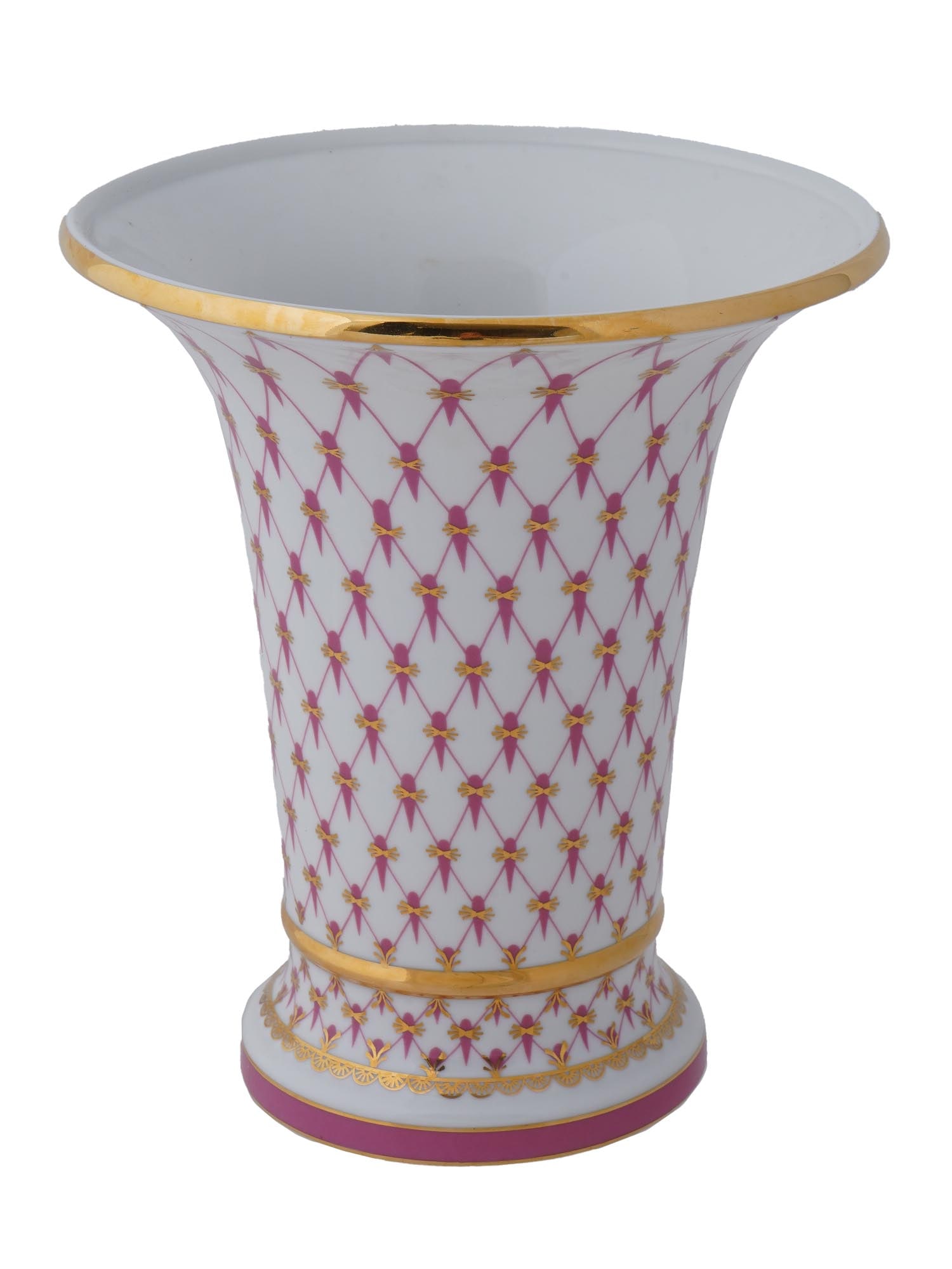 RUSSIAN PORCELAIN VASE BY IMPERIAL PORCELAIN FACTORY: A Russian porcelain Pink Net vase by the Imperial Lomonosov Porcelain Factory. The elegant vase widens towards the top with a raspberry pink net pattern. Gold tone accents and rims. Marked with Imperi