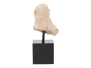 ANCIENT PHOENICIAN TERRACOTTA SCULPTURE FRAGMENT