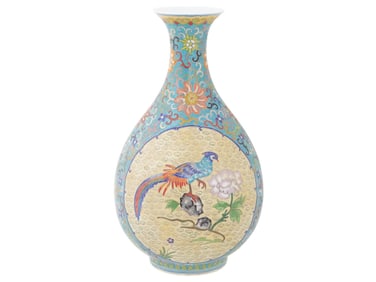 ANTIQUE CHINESE QING PORCELAIN CLOISONNE VASE