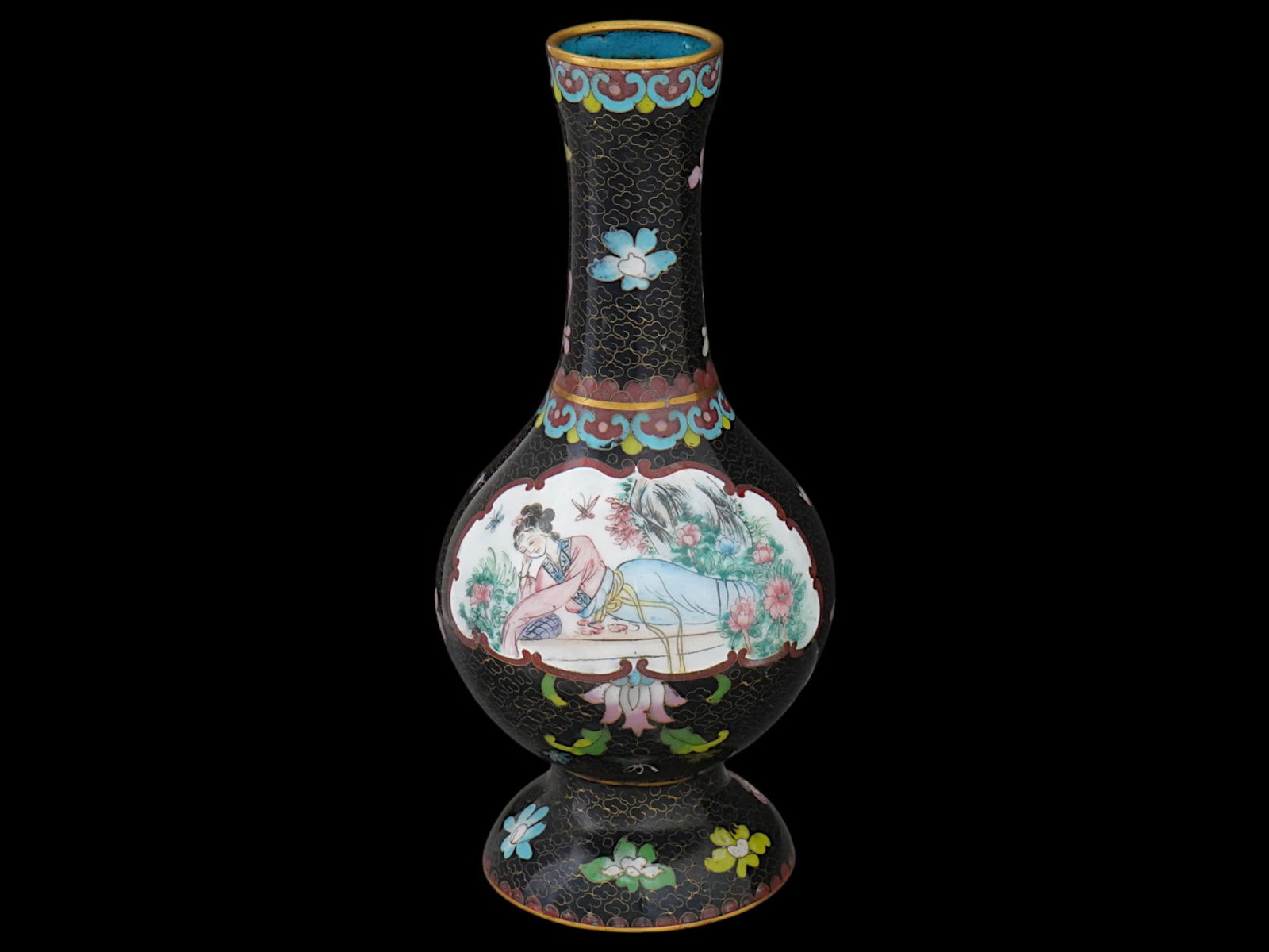 VINTAGE CHINESE CLOISONNE ENAMEL VASE WITH MEDALLIONS (1 of 9)