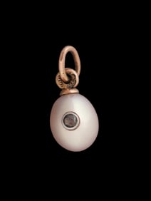RUSSIAN GOLD AND PEARL EASTER EGG PENDANT W DIAMOND