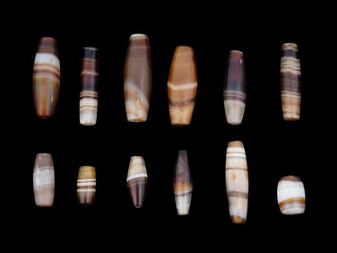 COLLECTION OF ANCIENT ROMAN PARTHIAN AGATE BEADS