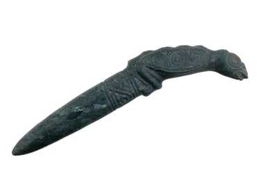 PRE COLOMBIAN HARD STONE FIGURAL CEREMONIAL DAGGER